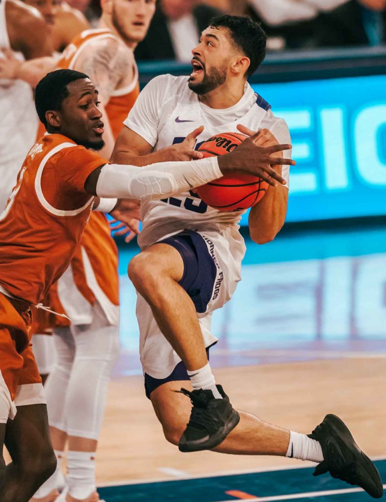 Men’s basketball scores season-low in NIT semifinals loss to Texas
