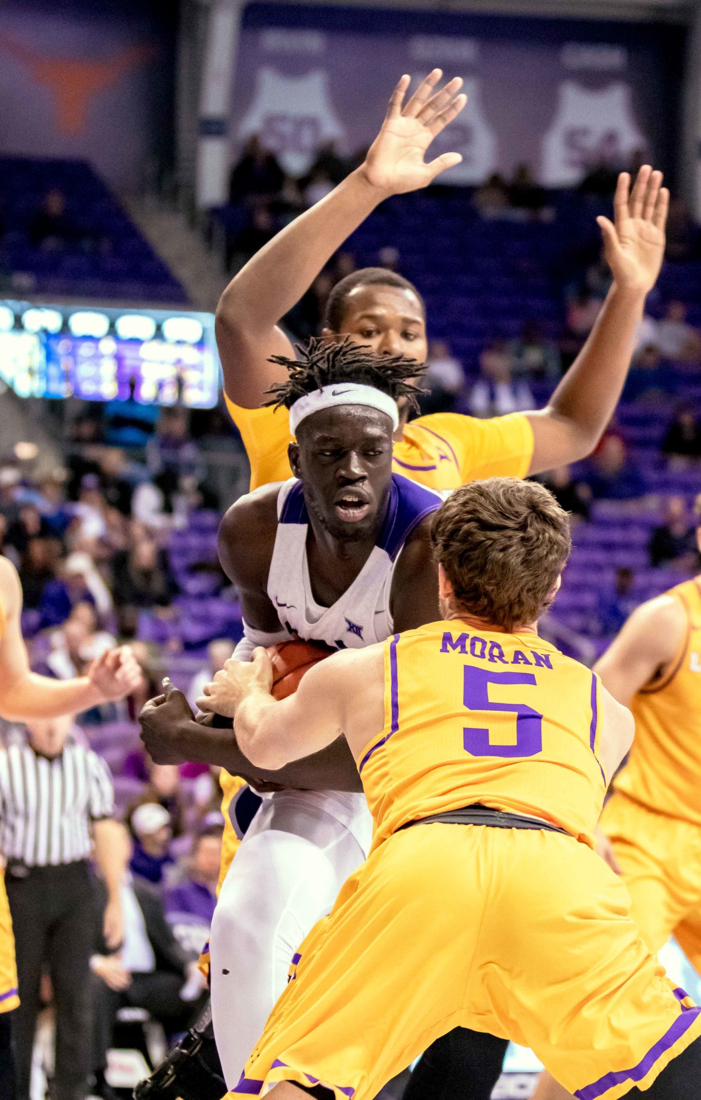 No. 18 Men’s Basketball suffers first loss of season to Lipscomb, 73-64