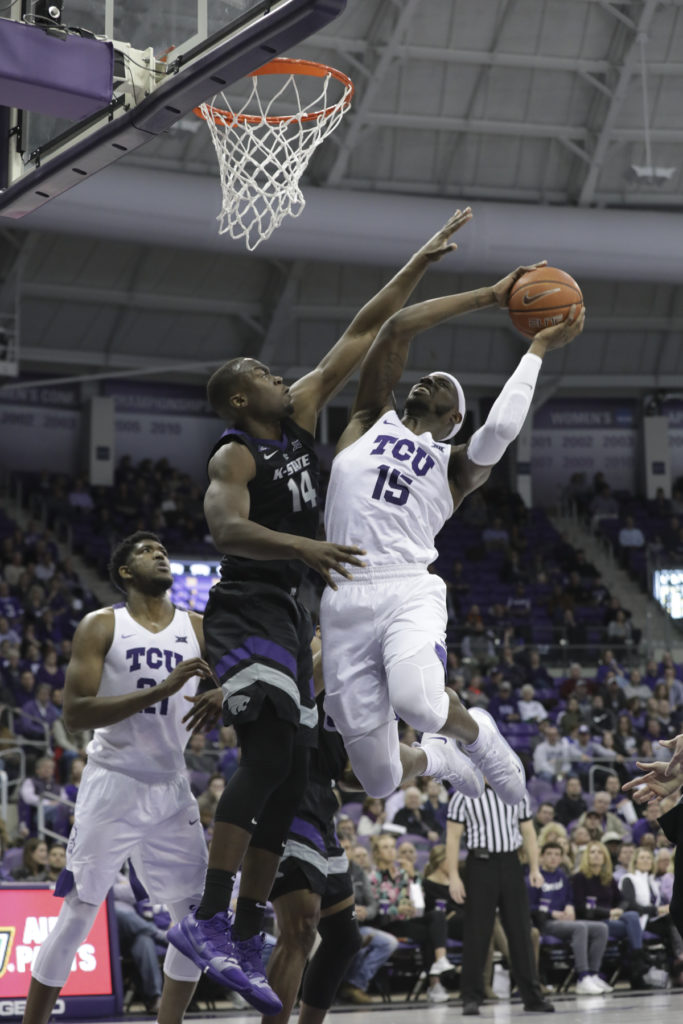 Offensive woes doom men’s basketball on senior night against No. 18 Kansas State