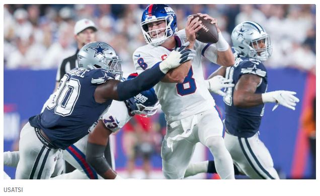 Cowboys vs. Commanders: Micah Parsons, DeMarcus Lawrence should make it another long day for Carson Wentz